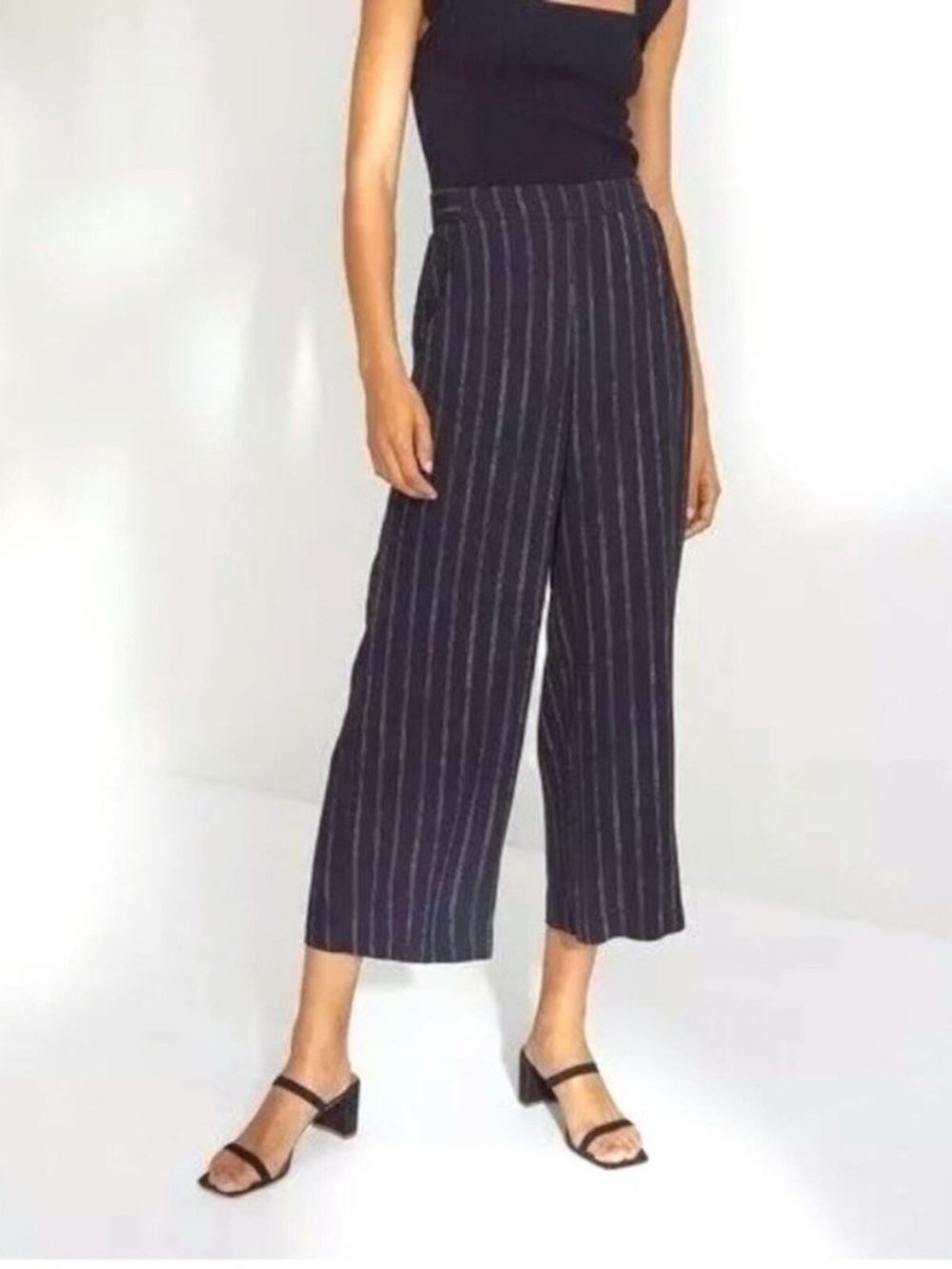 Aritzia Wilfred Faun Cropped Pants - Size S